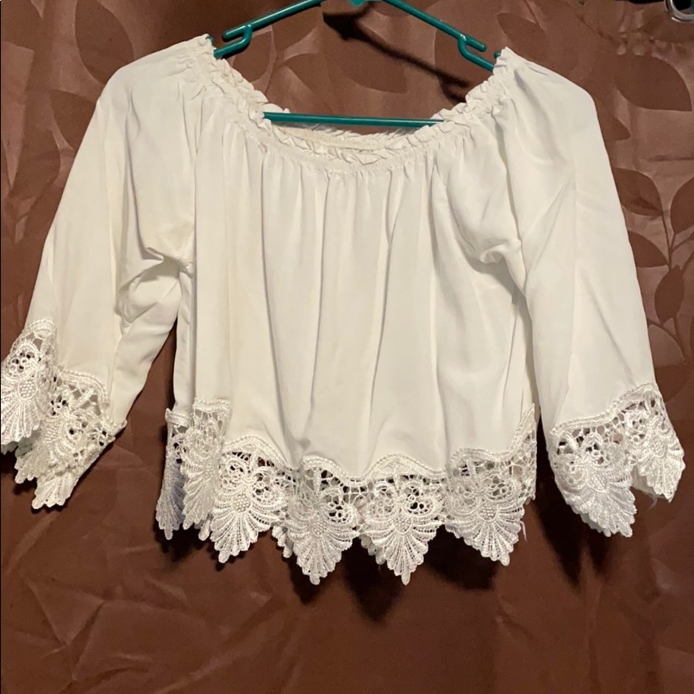 Cropped off shoulder shirt